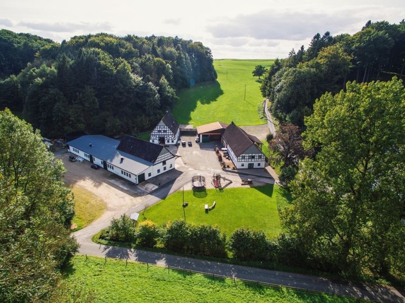 luftbild                hof verse        luftbild                hof verse